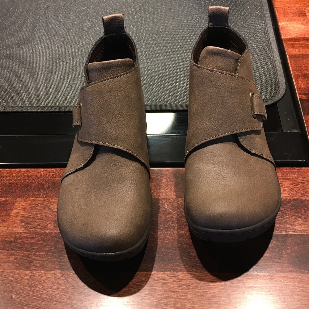 Ladies ankle boots